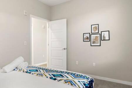 Paradise Cozysuites With Pool And Jacuzzi 11 Phoenix Exterior foto